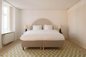 Queens Suites by Daniel&Jacob's