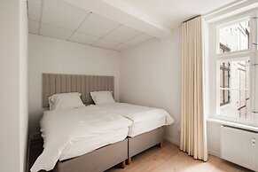 Queens Suites by Daniel&Jacob's