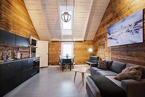 Hattvika Lodge