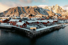 Hattvika Lodge