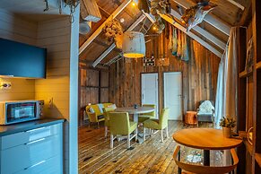 Hattvika Lodge