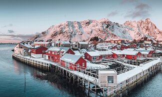 Hattvika Lodge