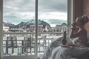 Hattvika Lodge