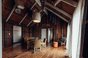 Hattvika Lodge
