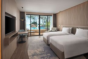 Radisson Blu Resort, Phuket Mai Khao Beach