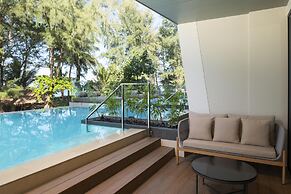 Radisson Blu Resort, Phuket Mai Khao Beach