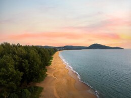 Radisson Blu Resort, Phuket Mai Khao Beach