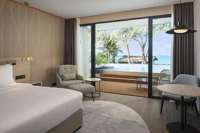 Radisson Blu Resort, Phuket Mai Khao Beach