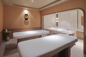 Radisson Blu Resort, Phuket Mai Khao Beach