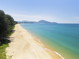 Radisson Blu Resort, Phuket Mai Khao Beach