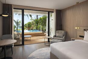 Radisson Blu Resort, Phuket Mai Khao Beach