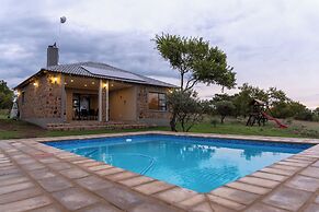 Klipdrift Sands Game Lodge