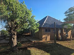 Klipdrift Sands Game Lodge