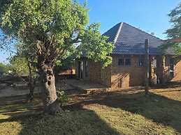 Klipdrift Sands Game Lodge