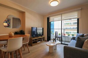 w Engaging 2BR w Balcony in Miraflores