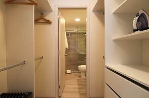 w Engaging 2BR w Balcony in Miraflores