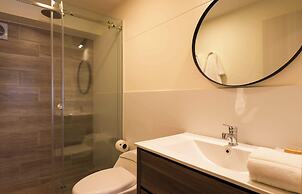 w Engaging 2BR w Balcony in Miraflores