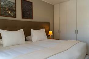w Comfortable 2BR w Balcony in Miraflores