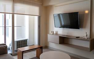 w Comfortable 2BR w Balcony in Miraflores