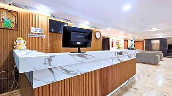 White Panda Hotels Royal Inn