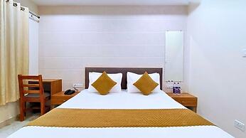 White Panda Hotels Royal Inn