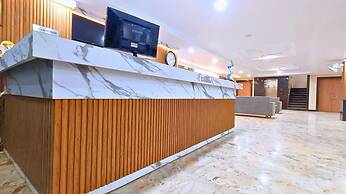 White Panda Hotels Royal Inn
