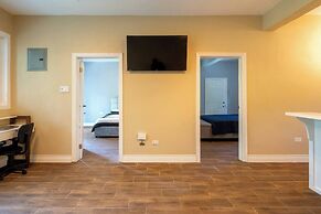 Modern Home 10minstobeach, Private Cliff, AC Wifi