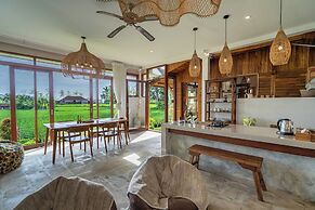 Prana Eco Wooden Villa Ubud