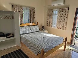 Sea View Guest House Apt