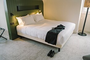 Hôtel Les Grands Voyageurs