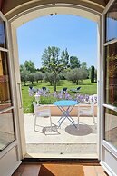 Maison d'hôtes La Ramade, 5 chambres et table d'hôtes en Provence (12 