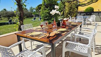Maison d'hôtes La Ramade, 5 chambres et table d'hôtes en Provence (12 