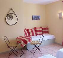 Maison d'hôtes La Ramade, 5 chambres et table d'hôtes en Provence (12 