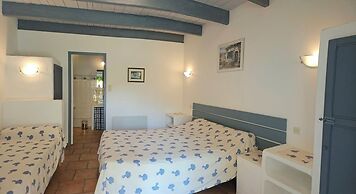 Maison d'hôtes La Ramade, 5 chambres et table d'hôtes en Provence (12 