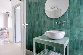 Eos Serenity Suites