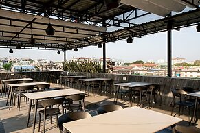 Green Star Hotel Yangon