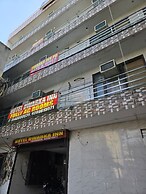 Hotel Dwarka Inn