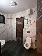 Hotel Dwarka Inn