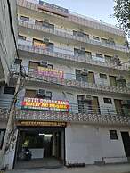 Hotel Dwarka Inn