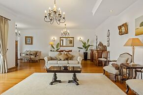 Villa Lucente by Homie