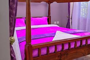 Calm Breeze Resort Rwanchege