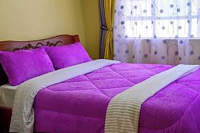Calm Breeze Resort Rwanchege