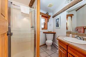 Nakiska Bear Ranch