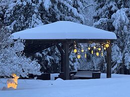 Nakiska Bear Ranch