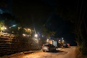 Holidayz by Stayz Royale Yercaud