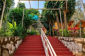 Holidayz by Stayz Royale Yercaud