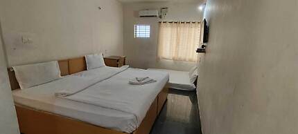 Stayz Royale Mysuru - Near Mysuru Palace