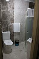 DT SUITES