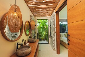 Villa Rasa Rasa by Alfred in Bali