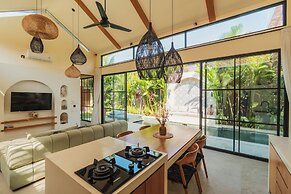 Villa Rasa Rasa by Alfred in Bali